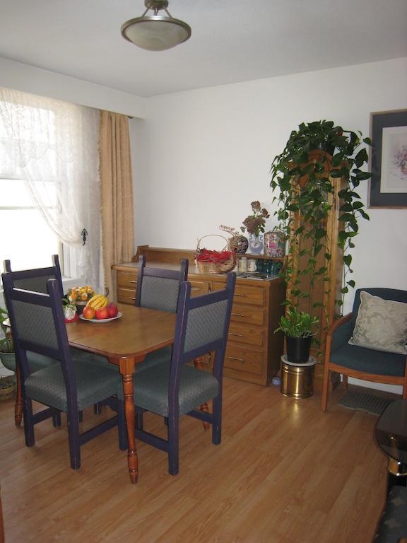 Kelowna Okanagan Lake Hostel Экстерьер фото